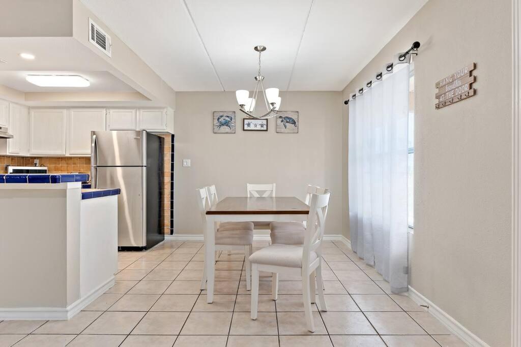 2 Bed 1 Bath Condo By Beach & Entertainment เซาท์ปาเดรไอส์แลนด์ ภายนอก รูปภาพ